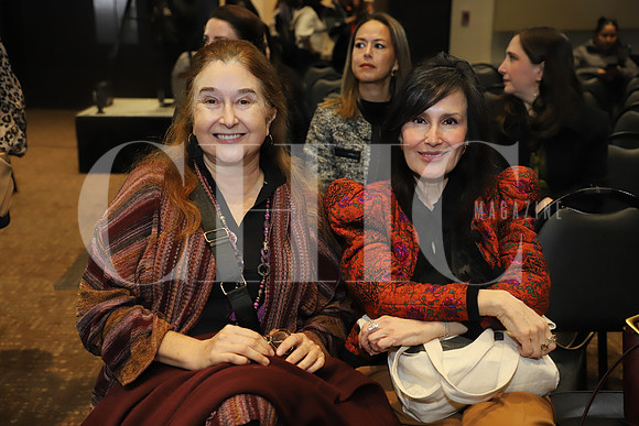 Beatriz Rodríguez y Lourdes Villanueva 1