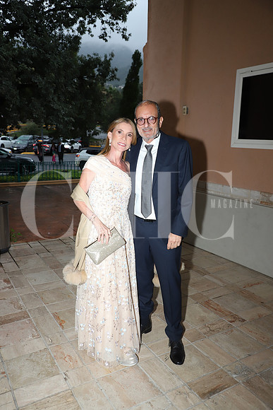 Mayela Dacaret de Andonie y Naztri Andonie 2