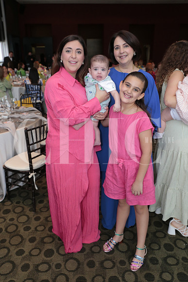 Laura Garza, Laura Iga, Santiago Zubiran y Sofia Iga6