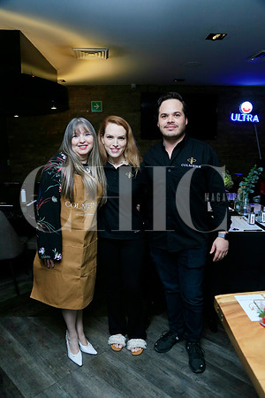 Marian Álvarado Verónica Meade y Hugo Mier (2)