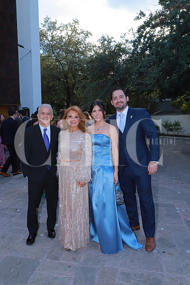 Raúl Enriquez, Josabeth Martínez, Keila Enriquez y Rodrigo Resendez 2