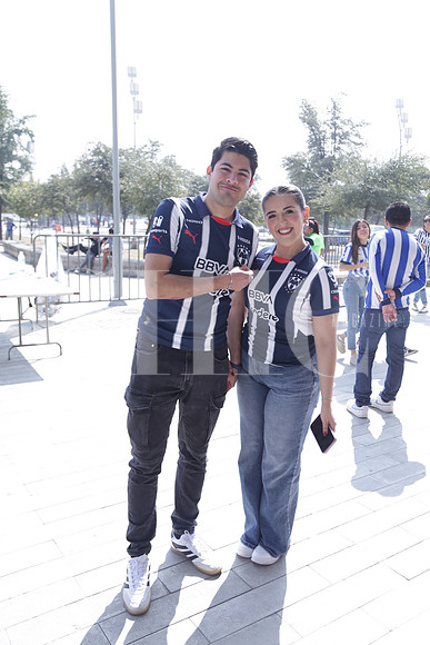 Héctor Rodríguez e Irish García 1