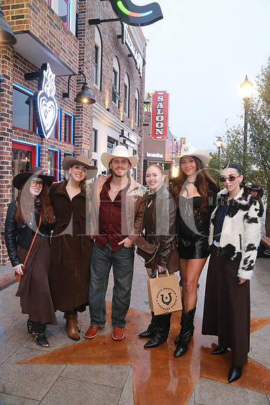 Ana Mireles, Ana Karen Varela, Aldo De Nigris, Andrea Támez, Melissa Chavarria y Estibaliz Badiola (4)