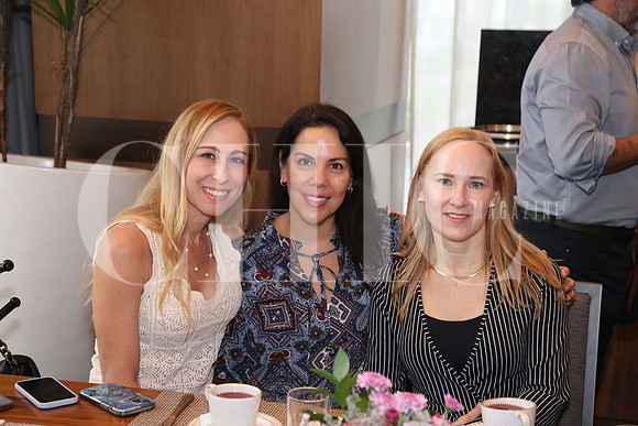 Janine Zambrano de Garay, Rocio Flores y  Katia Medina