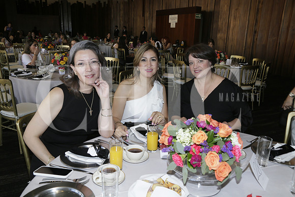 Carolina Pedroza, Claudia Valdez y Cloudin Ovando (2)