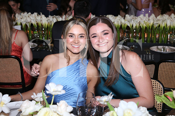 Paola Garza y Luviana Villarrela 0