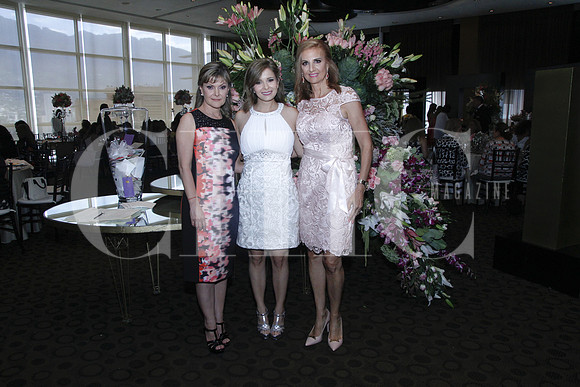 María Cristina de la Garza de Charur , Cristy Charur  y Adriana Marcos _1