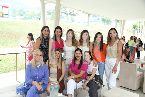 Ileana Manrique, Jesica Cedillo, Antonella Michelena, Andrea Lomeli, Melisa Ofarril, Brenda Gutiérrez, Alejandra Gutíerrez, Mari Barquin, Adriana Guerra y mariana Decresenso0