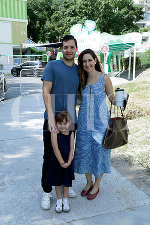 Gabriel Flores, Daniela Guerra y Olivia Flores