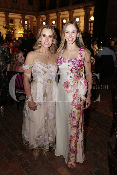 Graciela Tancredi y Karla Flores 6