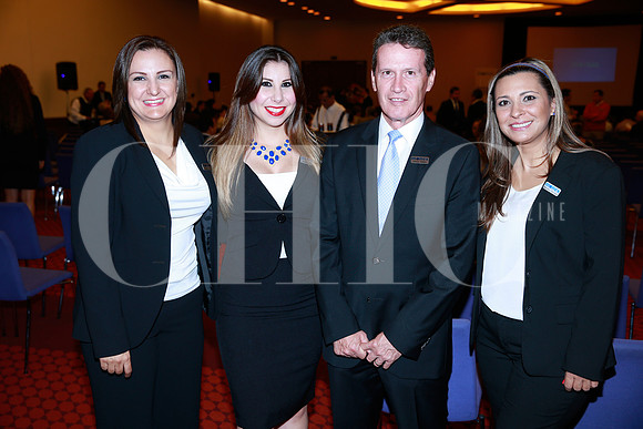 Angeles García, Claudia Lozano, Lorenzo Belden y Maricela González