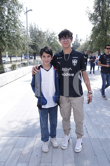Roberto Sosa y Fernando Sosa1