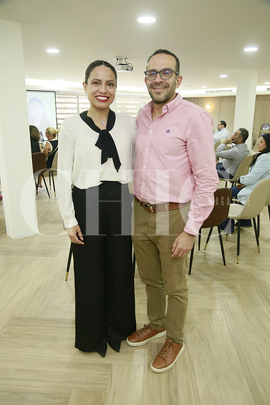 Alma Pérez y Antonio Solares (2)
