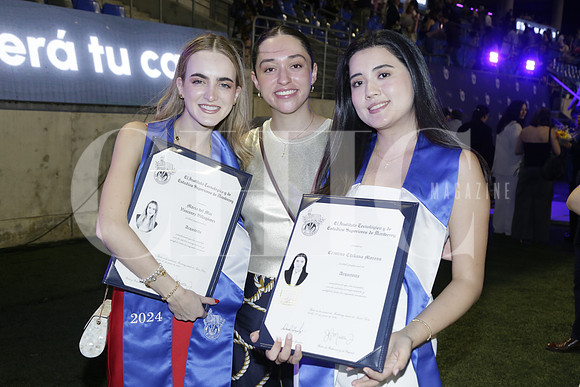 María del Mar Vásconez, Sofia Moreno y Cristina Chibana