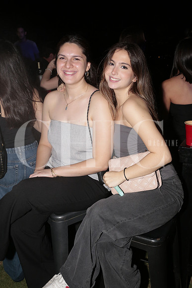 Daniela de la Garza y Michelle Almiron 3