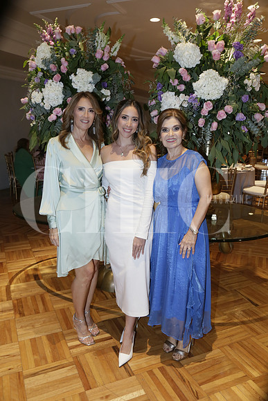 Silvia Guerrero de Escalante, Marifer Escalante y Rosalva Elizondo (5)