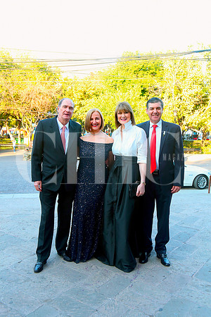 Daniel, Marcela, Lucía y Humberto