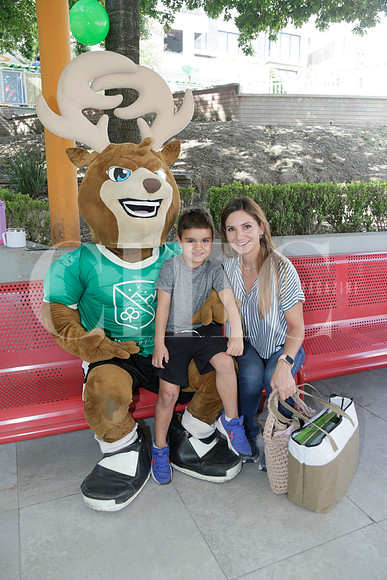 Gabriela Garza de García y David García (2)