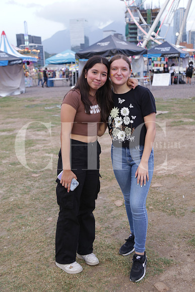 Andrea Villarrel y Nahomi Martínez 1