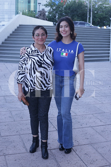 Maria González y Ambar Olvera 1