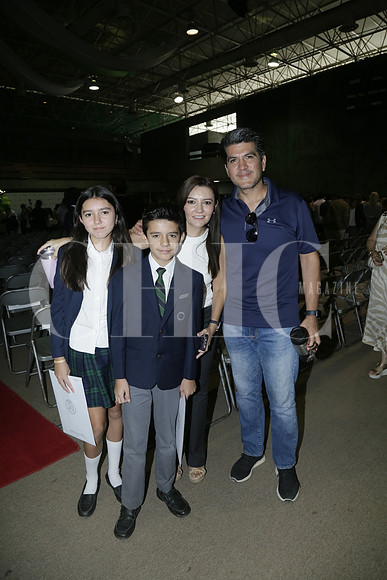 Paulina Gimón, Andrés Gimón,  Erika Elizondo y Luis Gimón