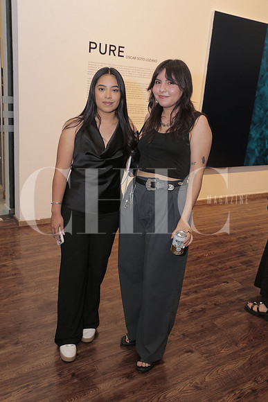 Elsa Uribe y Angela Salinas 2