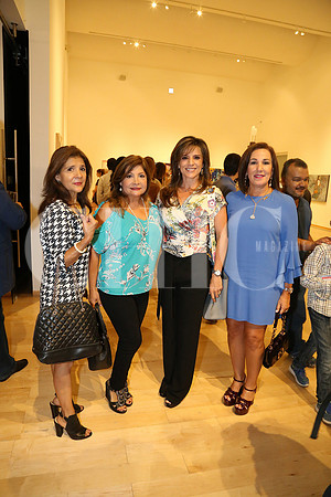 Patricia de González, Claudia Chávez, Lorena Gámez y Lourdes Suárez de Herrera
