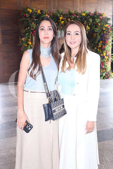 Maribel Martínez y Mabis González 0
