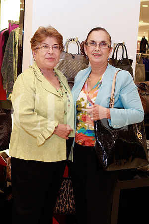 Ruth González y Coty González