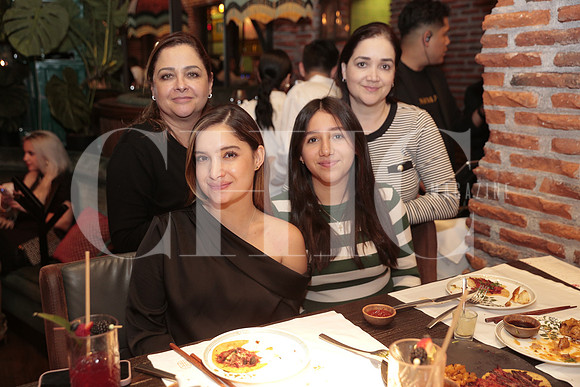 Eugenia Rodriguez, Mariana Guajardo, Adriana Cantu y Mariana Cantu 1
