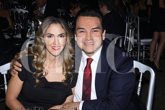 Minerva Flores de Enríquez y Felipe Enríquez