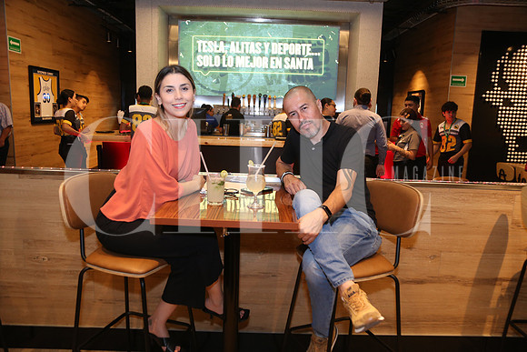 Viridiana González y Juan Carlos López 1