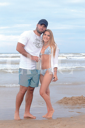 ADRIÁN SHERIDAN Y FLORENCIA HINOJOSA