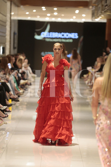 Desfile ya puedo escucharte 266