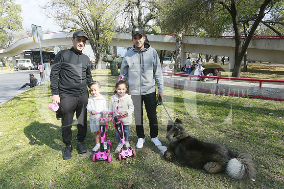 Alenandro Maiz, Celina Maiz, Gina González y Juan Carlos Maiz