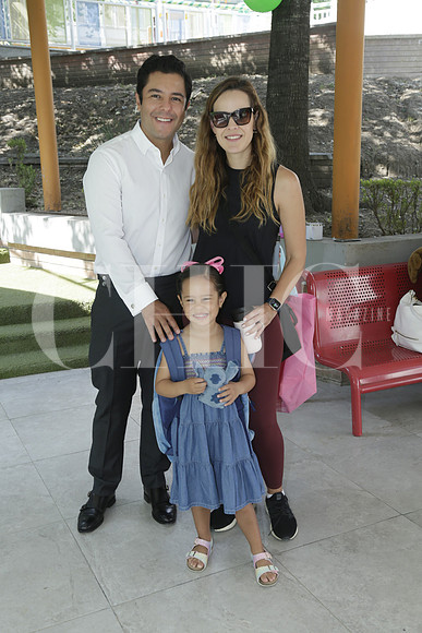 Eugenio Benavides, Sofia Mendoza de Benavides y Sofia Benavides (2)