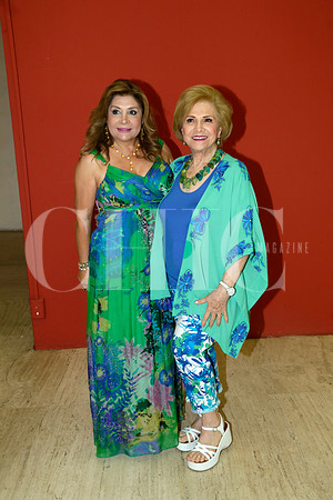 Claudia Chávez de García y Sandra Santos de De la Garza (3)