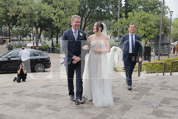 Boda de Mariana Carolina Garza Garza y Andres Montemayor 21
