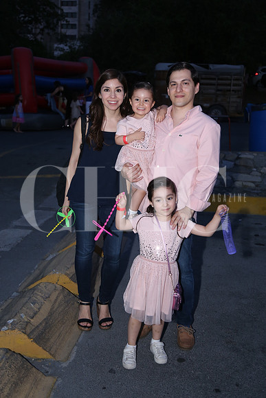 Daniela Castillon, Fernanda Alanis, Rodrigo Alanis y Sofia Alanis