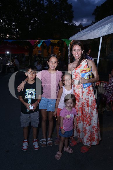 Mariano Martínez, Calia Martínez, Sulamit Martínez, Amaya Martínez y Yusara de Martínez 1