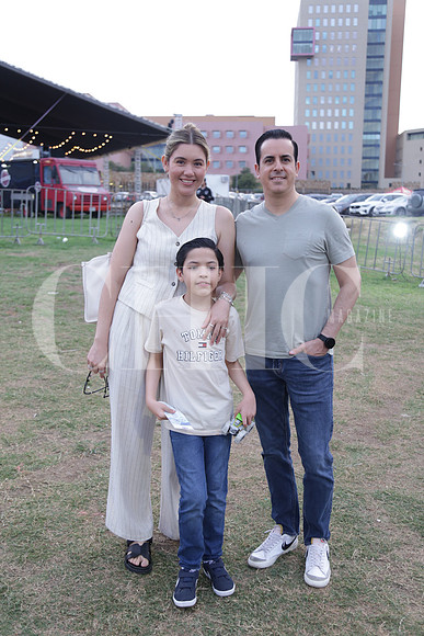 Cindy Velázquez, Ricardo Paniagua y Ricardo Paniagua 0