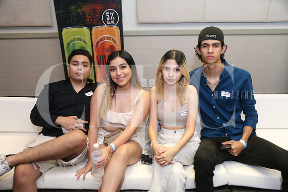 Abraham Sarazua, Vania Savedra, Fabiana Puente y Erik Angulo0