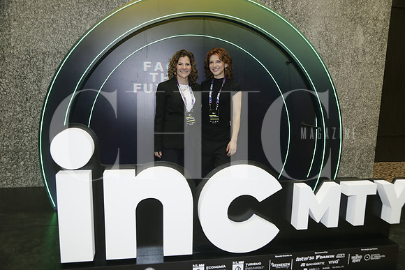 Alejandra Sánchez y Rebeca Medina
