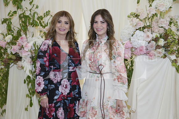 Claudia Serna de Ortíz y Karla Aguilar