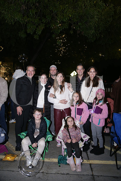 Daniel Villarreal, Paulina Garza de Villarreal, Armando González, Mariana Garza, Fernando Villarreal, Paulina Villarreal, Armando González, Renata González, Catalina Villarreal y Balbina Villarreal