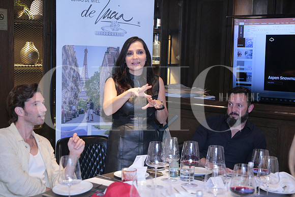 Cena y presentacion Aspen y viajes le grand 21