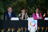Javier Navarro, María Cristina González Parás y Martha Herrera (4)