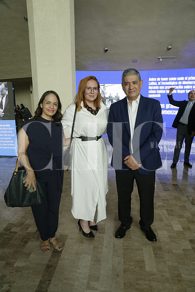 Cecilia Lartigue, Samantha Loza y Mauricio Reyes (2)