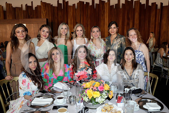grupo de mamás