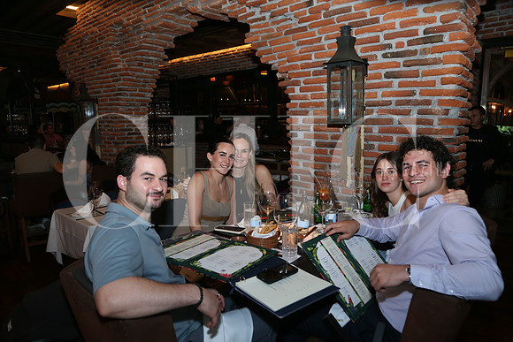Jorge Dacaret, Paola Dacaret, Cata Garza, Paulina Abisdris y Santiago Dacaret 1